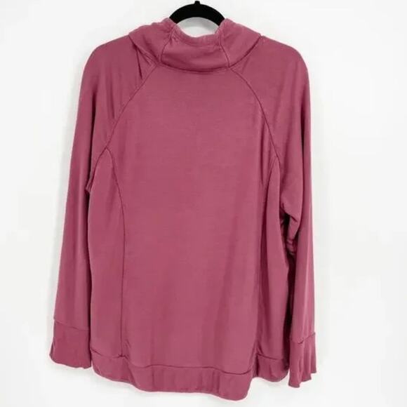 Yogalicious Berry Long Sleeve Pullover Sweatshirt - Picture 3 of 8